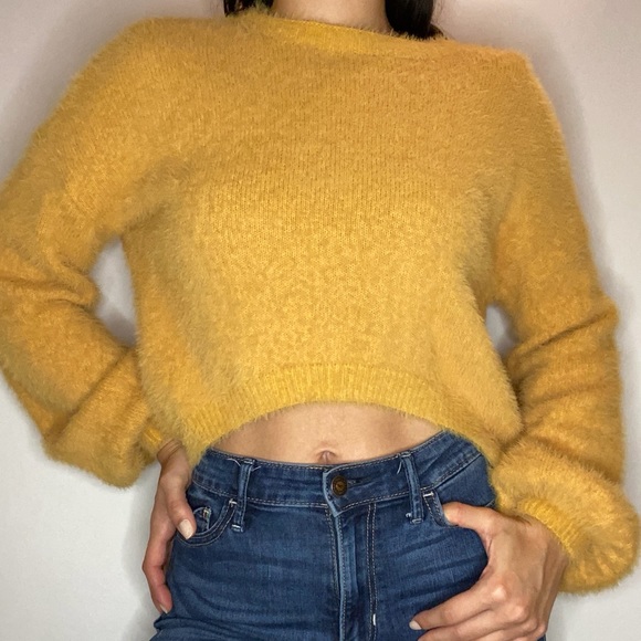 Sweater - Picture 2 of 3